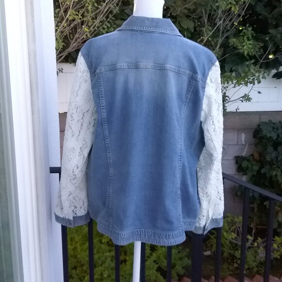 Chico’s Denim Jacket Medium Wash with Lace Chico's size 3 or XL - Picture 3 of 8